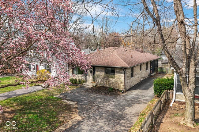 Photo - 1420 Kessler Blvd E Dr