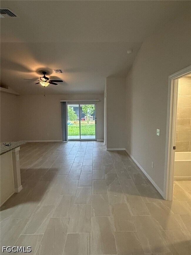 Photo - 622 SE 7th St