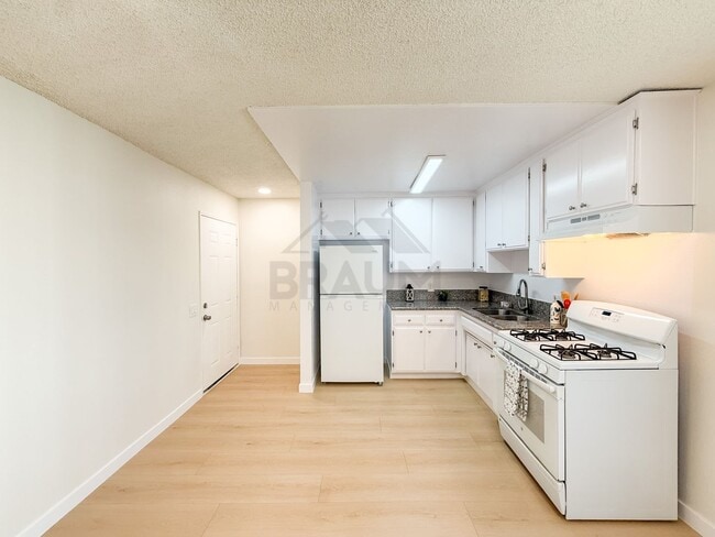 11007 Hartsook St Unit 107