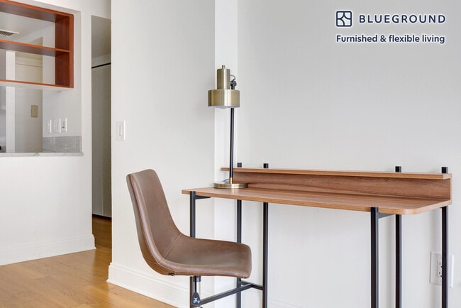 Photo - 215 E 96th St Unit FL21-ID688