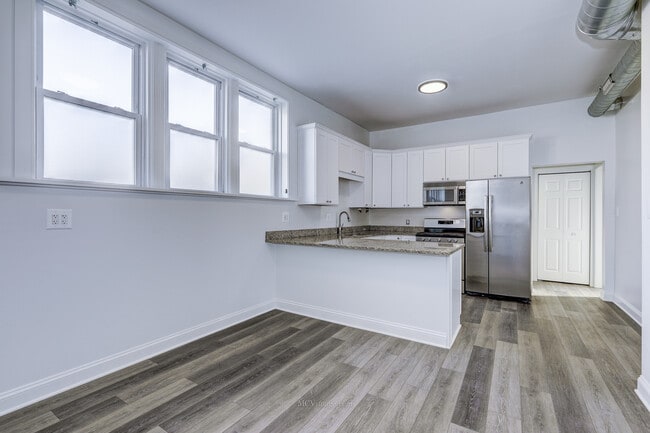 Photo - 224 Lemont St Unidad 5