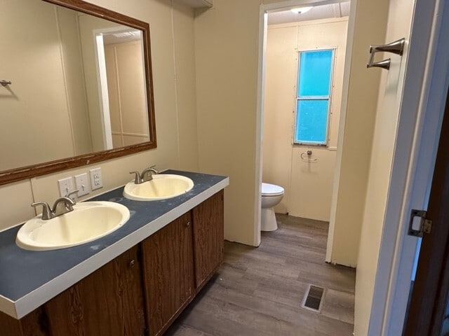 Photo - 326 Perkins Rd