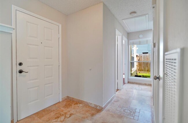 Photo - 1403 Valley Landing Dr