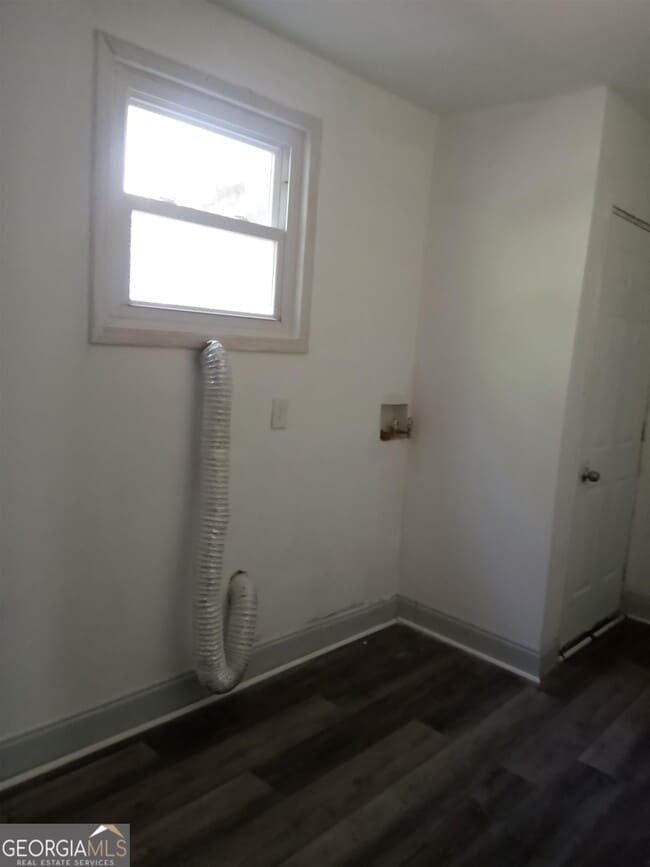 Photo - 1511 Mims St SW