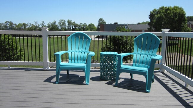 Cubierta - 987 Brechin Lane