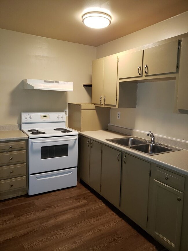 Photo - Claire Avenue Duplex Unit 721