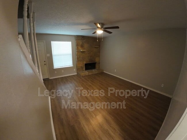 Photo - 1607 Sun Valley Dr Unit Apt B