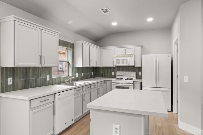 Photo - 7310 Wisteria Chase Pl