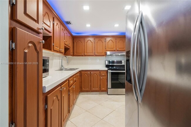 Building Photo - 16740 NE 9th Ave Unit 604 Rental