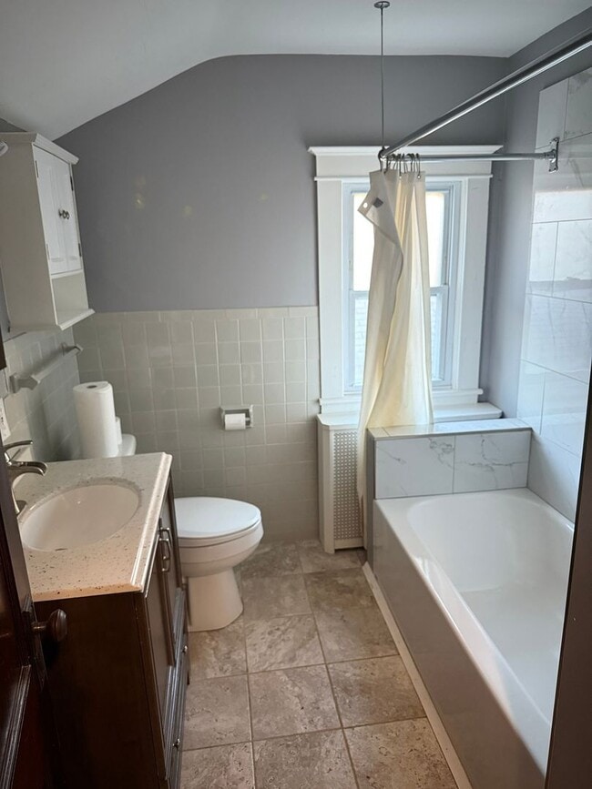 Photo - 18 Fairfield Ave