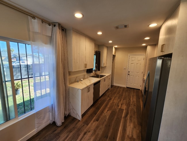 1364 Belle St Unit 1