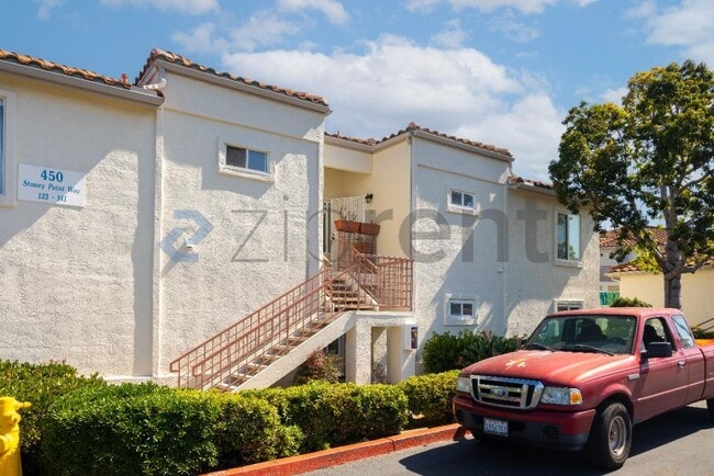 Building Photo - Unit