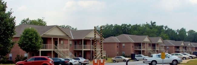 Winding Creek Apartments - Winding Creek