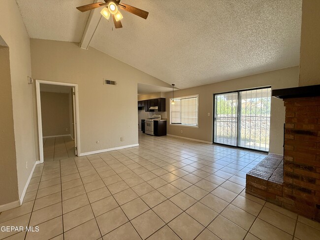 Photo - 7113 El Cajon Dr