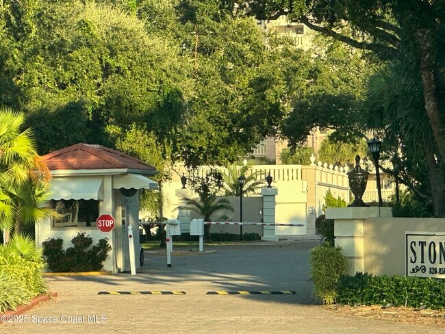 Building Photo - 850 N Atlantic Ave Unit C202