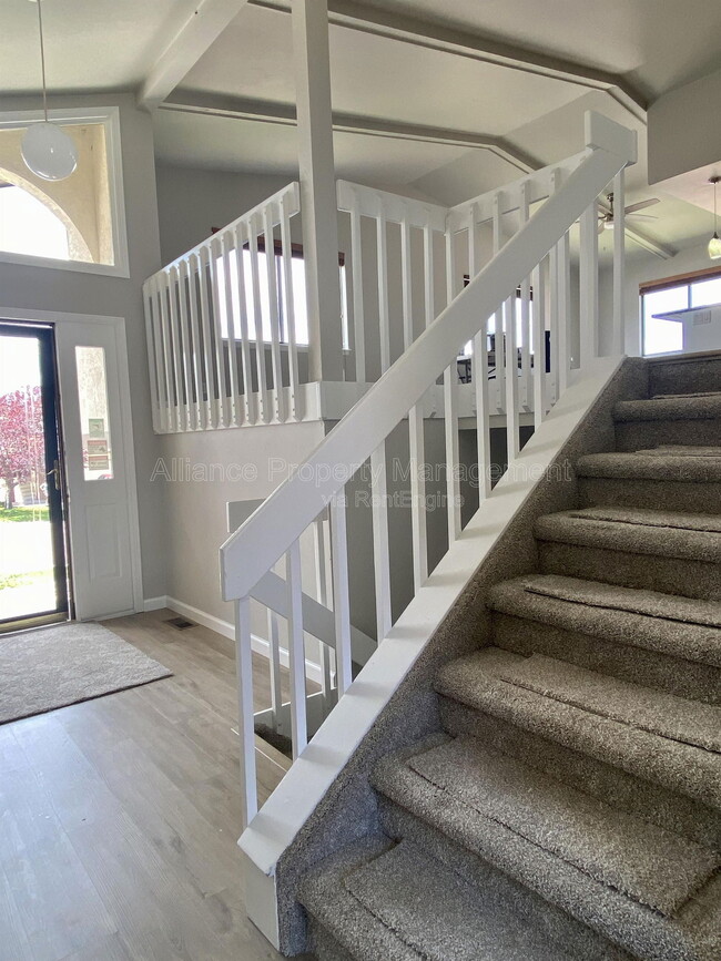 Photo - 5945 Breeze Ct