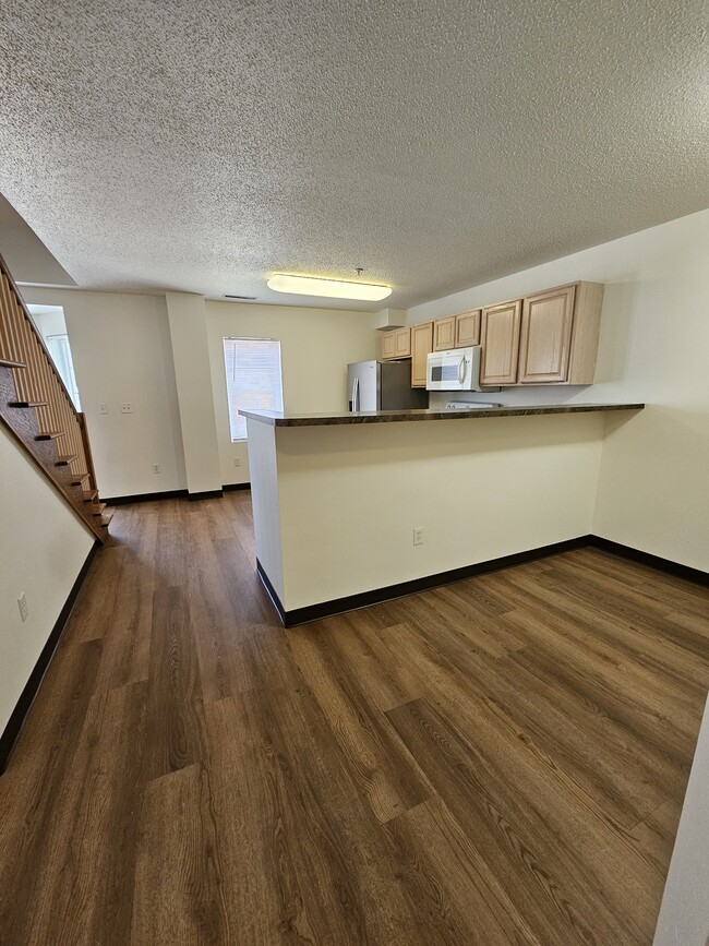 Photo - 943 S Gilbert St Unit 32