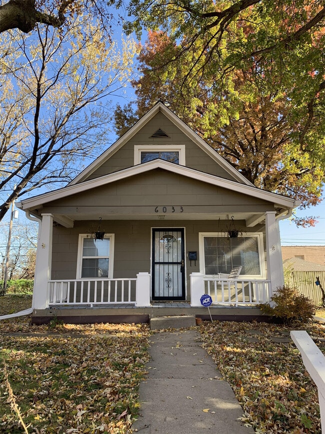 Photo - 6033 Harrison St