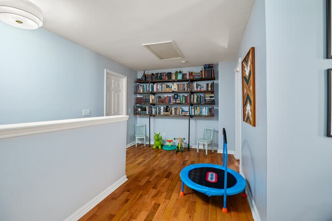 Photo - 2213 Green Trails Dr