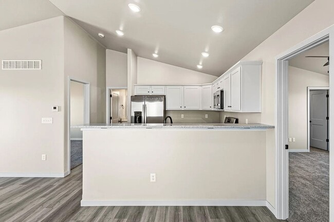 Photo - Beautiful Spacious Newly Built Townhome