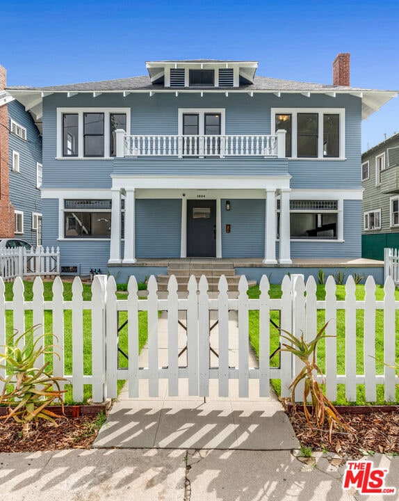 1804 Roosevelt Ave