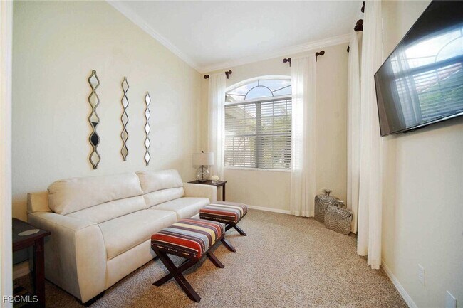 Photo - 4808 SW 5th Pl