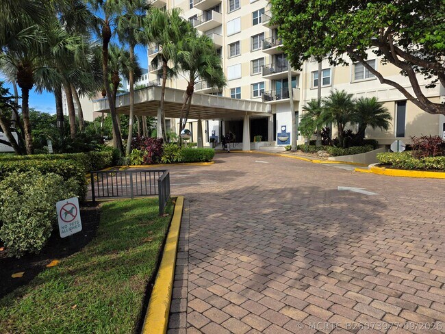 Photo - 1900 S Ocean Blvd Unit 15K
