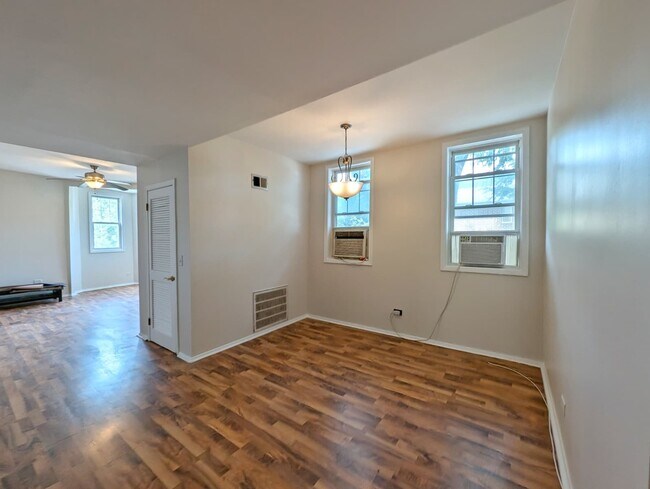 Photo - 1825 N Kedzie Ave Unit 1