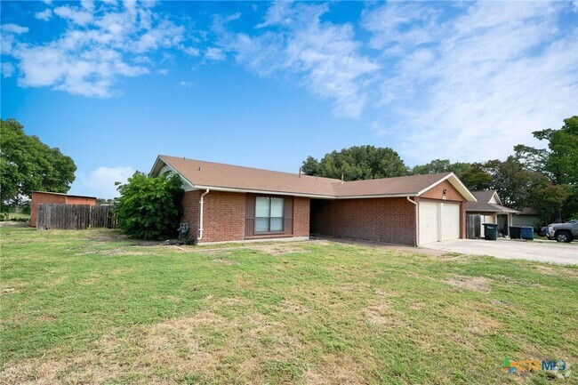 Building Photo - 1120 Tumbleweed Dr Rental