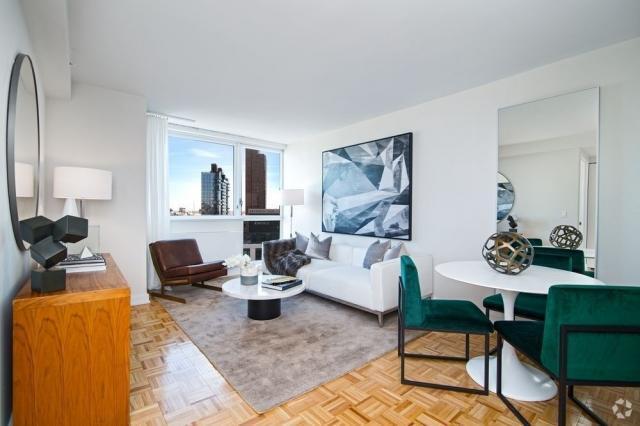 Building Photo - 2 bedroom in LONG ISLAND CITY NY 11101 Unit 25H Rental