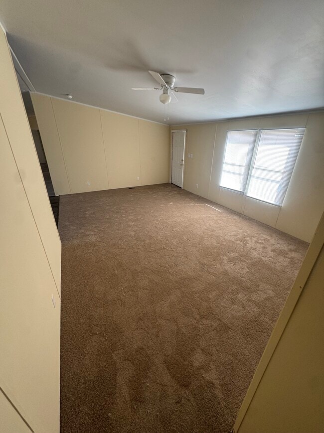 Photo - 107 Sweetwater Dr