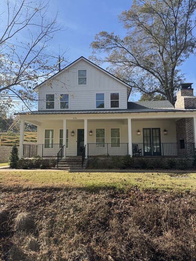 Building Photo - 2191 Timber Ln