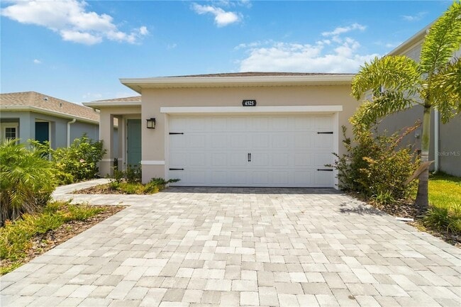Building Photo - 4525 Pippin Ln