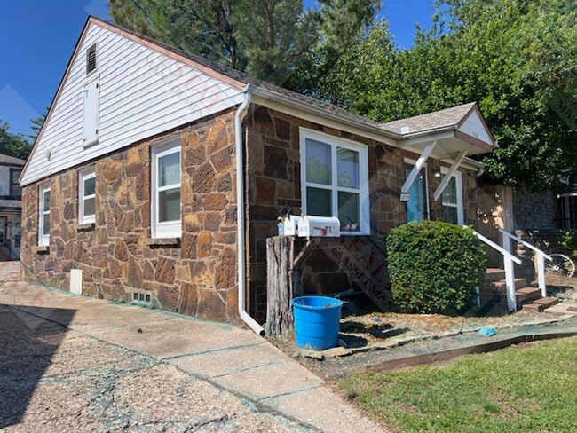 Photo - Charming 2 Bedroom