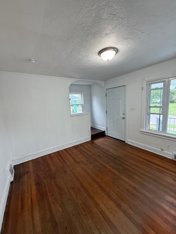 Photo - 10214 Avon Ave