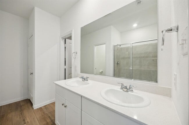 Photo - 3317 Swift Fox Wy