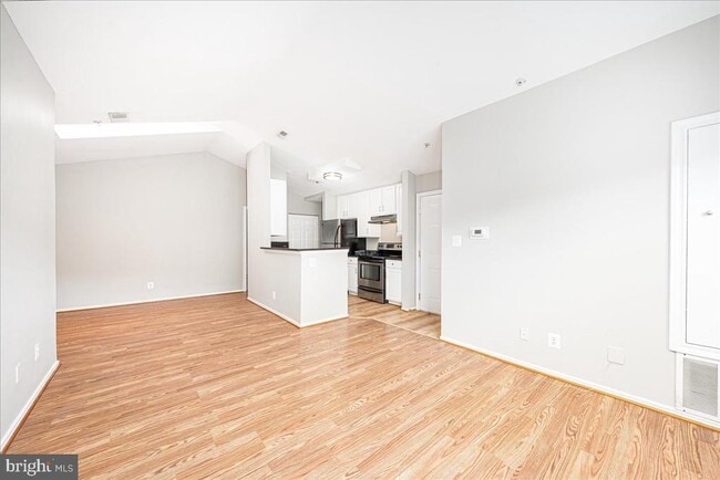 Photo - 9901 Boysenberry Way Unit 240-18