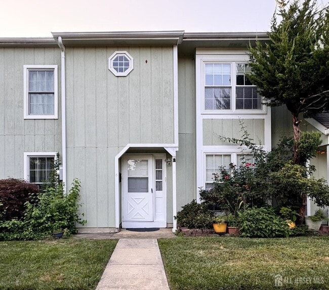 Photo - 4 Pond View Dr