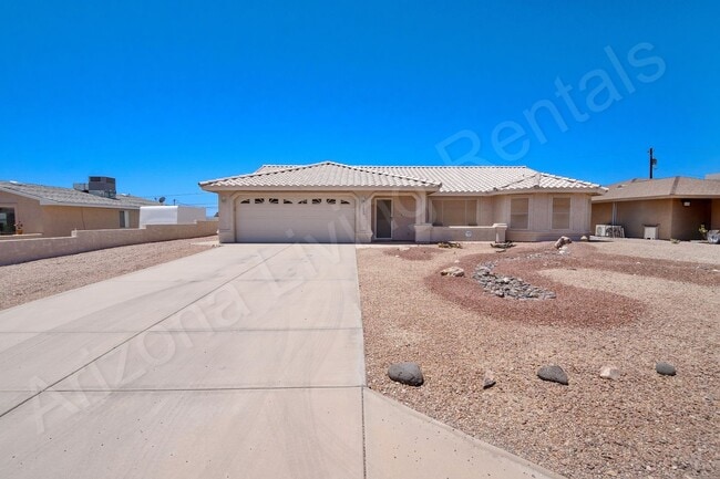 FURNISHED AVAILABLE OCTOBER 2025 - MAY 2026 - FURNISHED AVAILABLE OCTOBER 2025 - MAY 2026 House