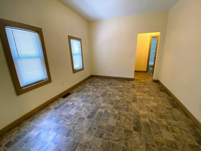 Photo - 545 Shamrock St SW Unit Apt 3