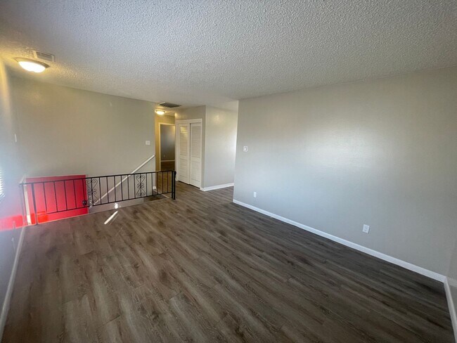 Photo - 1113 W Arroyo Ave Unit 3