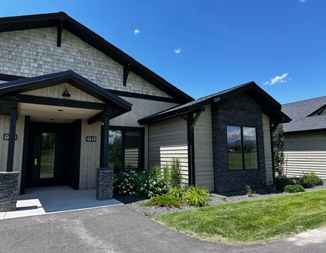 Photo - Black Bull Trail One Bedroom One Bathroom Space Available!