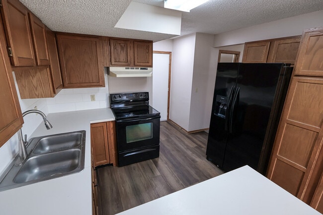 Photo - 5500 S 31st St