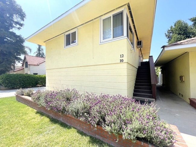 Building Photo - 560 Cajon St Unit 12 W. Cypress Ave.