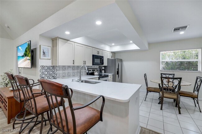 Photo - 156 Sabal Lake Dr