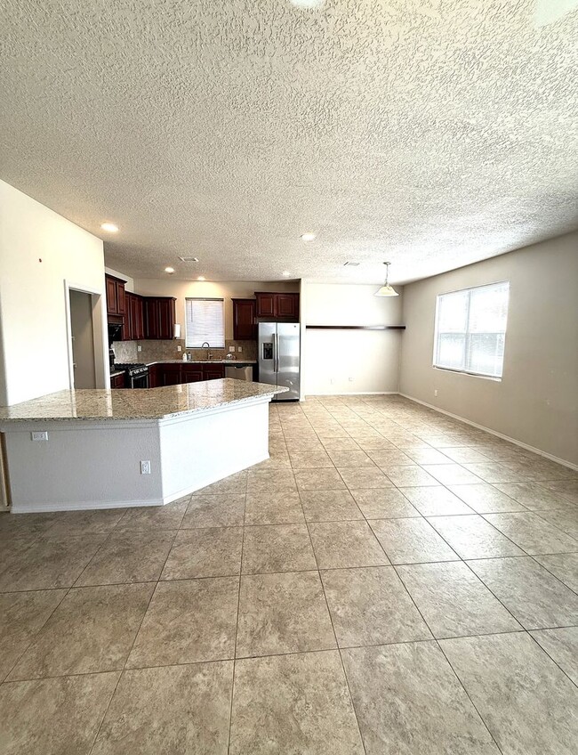 Photo - 966 Verdinal Ln