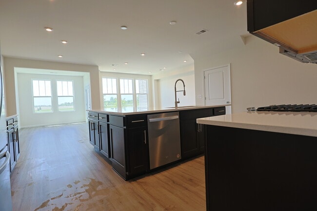 Photo - 2287 Ryegrass Ln