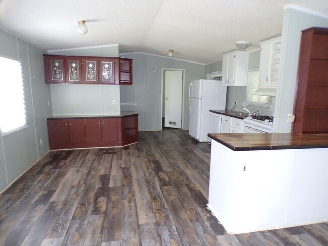 Photo - 2255 Fairfax Bypass