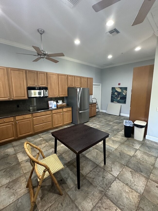 Photo - ** BEAUTIFUL 3/2 TARPON BAY COACH HOME IN NORTH NAPLES ** FURNISHED