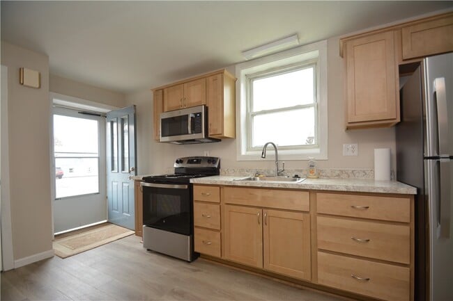 Photo - 4395 Nine Mile Point Rd - Unit N Rd